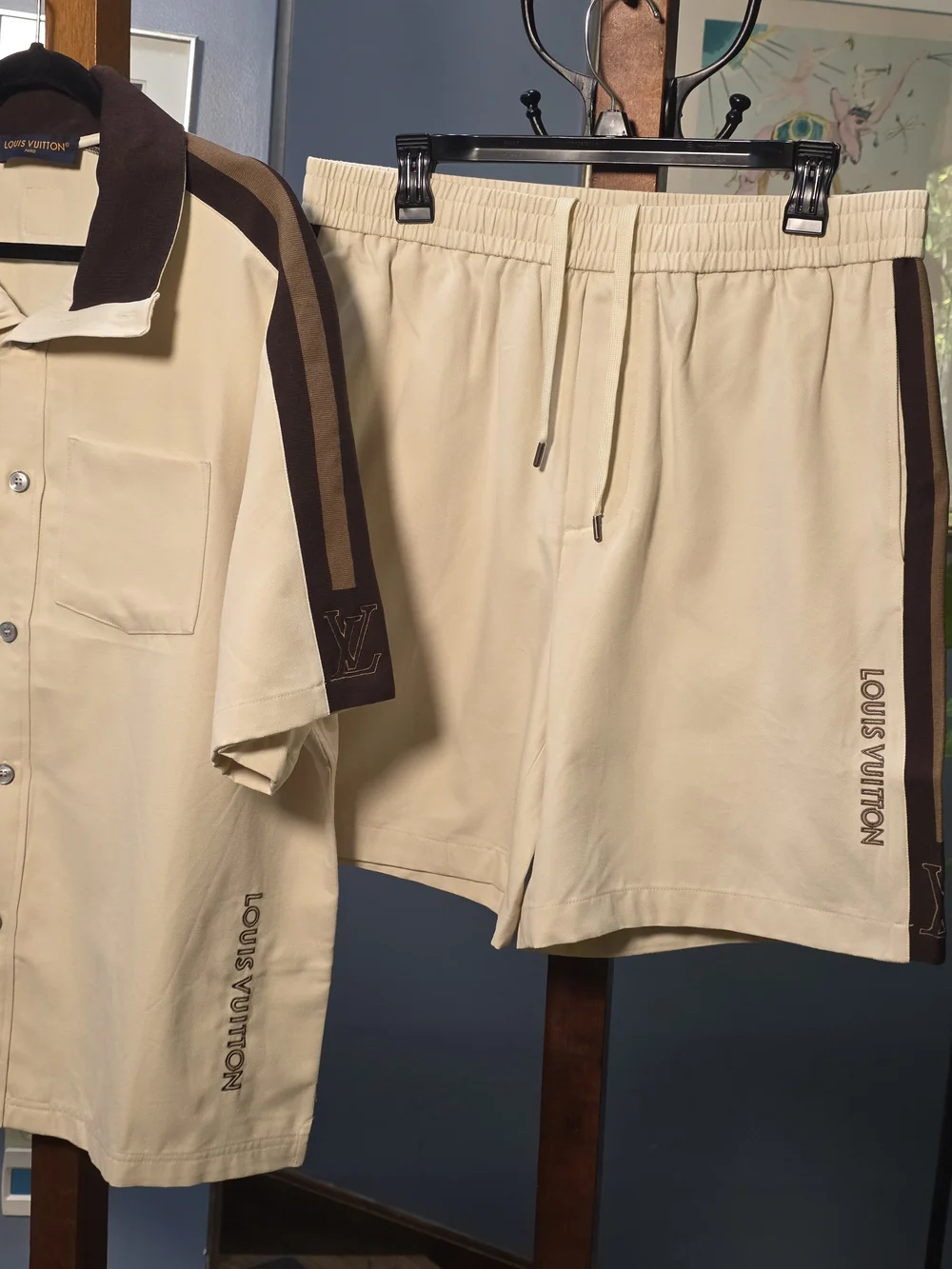 MADE IN ITALY LOUIS VUITTON BICOLOR WARM UP SHORTS XL